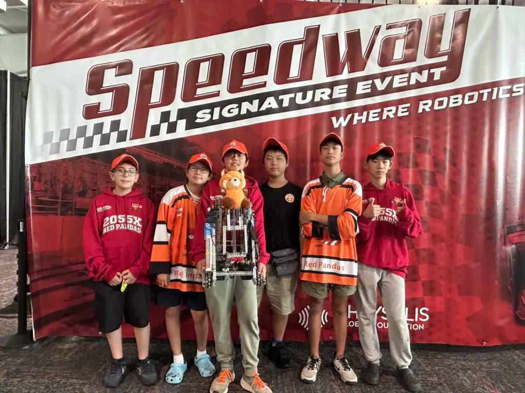 Team 2055X Competes at Speedway Signature Event